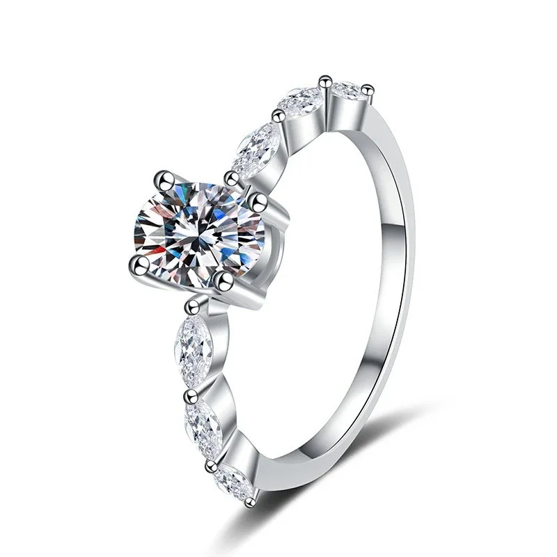 Radiant 925 Sterling Silver Round Prong Marquise Ring - 1 ct Moissanite