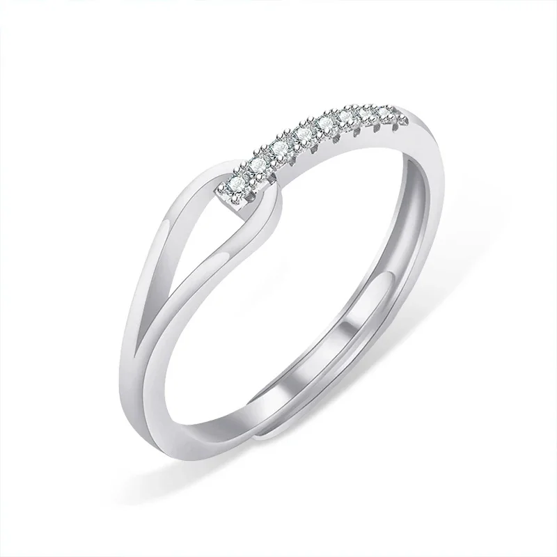 Sculptural 925 Sterling Silver Split-Shank Pavé Ring - Silver